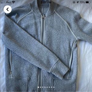 Lululemon on repeat bomber